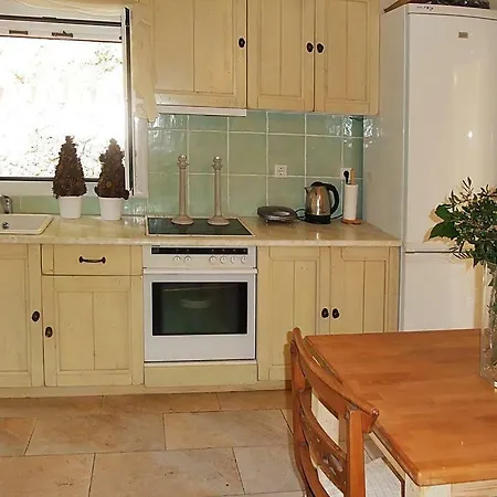 Villa Forest Kynopiastai