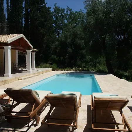 Forest Villa Kynopiastai